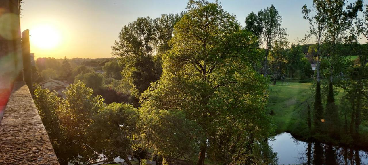 Chateau Des Senechaux, Bourdeilles Εξωτερικό φωτογραφία