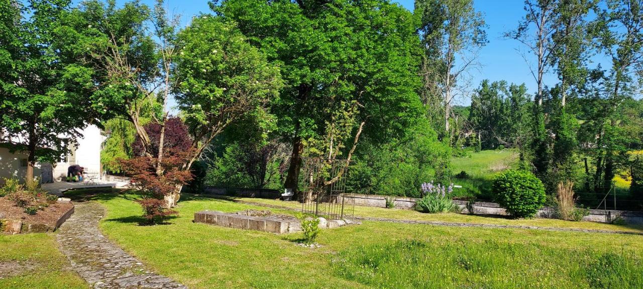 Chateau Des Senechaux, Bourdeilles Εξωτερικό φωτογραφία